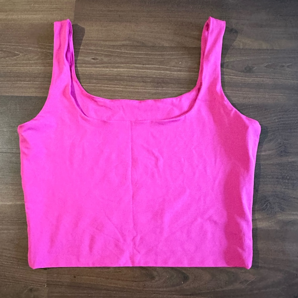 Pink Amazon Cropped Tank Top